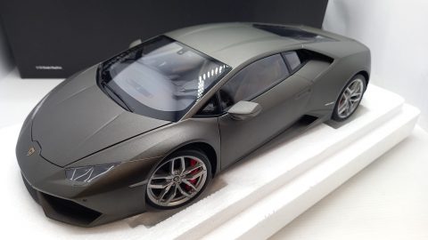 Autoart Lamborghini Huracan LP 610-4 1/12