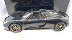 Autoart Porsche 918 Spyder Weissach Package 1/12 - foto 4