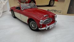 Autoart Austin healey 3000 Miki 1961 1/18 - foto 4