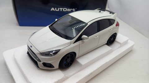 Autoart Ford Focus RS 2016 1/18