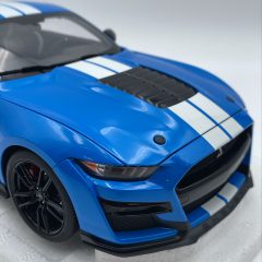 Autoart Ford Mustang Shelby GT500 1/18 - foto 6
