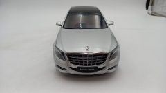 Autoart Mercedes-Maybach S-Klasse (S600) 2015 1/18, senza scatola originale - foto 2