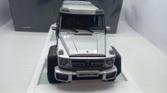 Autoart Mercedes-Benz G 63 AMG 6x6 2013 1/18 - foto 2