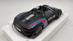 Autoart Porsche 918 Spyder Martini Livery 1/18 - foto 6