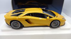 Autoart Lamborghini Aventador S 2017 1/18 - foto 4