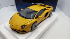 Autoart Lamborghini Aventador S 2017 1/18 - scala 1:18