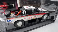 Autoart Toyota Trophy Truck 1998 n.11 1/18 Scatola Lievemente Usurata - foto 6