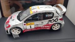 Autoart Peugeot 206 WRC rally Montecarlo 2001 1/18 - foto 3