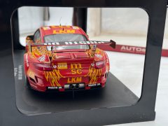 Autoart Porsche 911 (997) GT3 RSR 1/18 FIA GT Le Mans 2009 "Endurance Asia Team" Scatola Molto Rovinata, Struttura in Plastica Rovinata, Auto in Perfette Condizioni. - foto 4