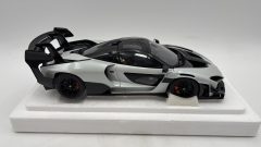 Autoart McLaren Senna GTR 1/18 Silica White - foto 4
