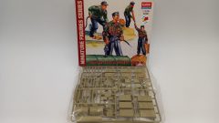 Academy German Tank supplies e crew set 1/35, soldati in kit di montaggio - scala 1:35