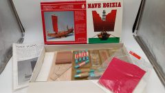 Amati nave egizia egyptian ship 1/50, nave in legno in kit di montaggio, confezione lievemente usurata - scala 1:50