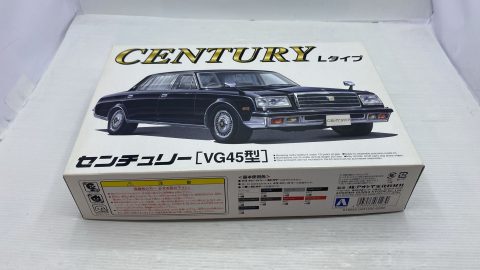 Aoshima Toyota Century L-Type 1/24 kit di montaggio