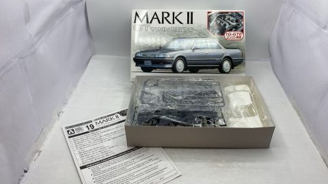 Aoshima Toyota Mark II GT Twinturbo 1/24 kit di montaggio