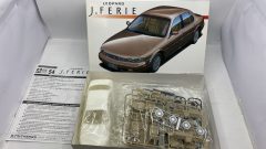 Aoshima Nissan Leopard J. Ferie 1/24 kit di montaggio - foto 2