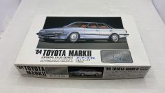 Arii Toyota Mark II 1984 1/24 kit di montaggio - scala 1:24