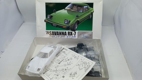 Arii Mazda Savana RX-7 1979 1/24, kit di montaggio completo