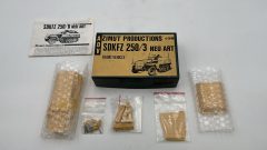 ADV Azimut SDKFZ 250/3 1/35 kit di montaggio veicolo militare - scala 1:35
