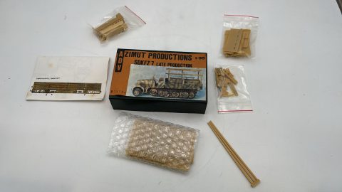 ADV Azimut SDKFZ t late production 1/35 kit di montaggio