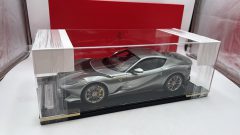 BBR Ferrari 812 Competizione 1/12 Coburn Grey, limited edition 13 of 49 Pcs, Numero 13, Striscia Bianca. - foto 6