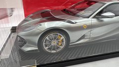 BBR Ferrari 812 Competizione 1/12 Coburn Grey, limited edition 13 of 49 Pcs, Numero 13, Striscia Bianca. - foto 4