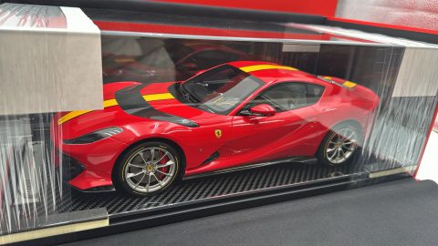 BBR Ferrari 812 Competizione Rosso Corsa Strisce Gialle 1/12, Limited edition 100 PCS