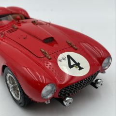 BBR Ferrari 375 plus 5.0L V12 Spider Winner 24h Le Mans 1954 1/18 - foto 5