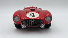 BBR Ferrari 375 plus 5.0L V12 Spider Winner 24h Le Mans 1954 1/18 - foto 2