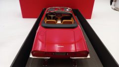 BBR Ferrari 365 California 1966 1/18, lim. ed. 99 pz, le cromature del paraurti anteriore risulta essere opacizzate, confezione usurata - foto 4