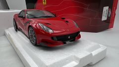 BBR Ferrari F12 TDF 2015 Rosso Corsa 1/18 - foto 4