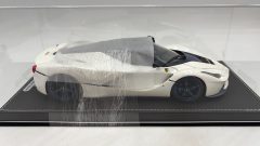 BBR Ferrari LaFerrari 2012 1/18 Bianco Birdcage - Carbon Blu - foto 4