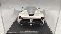 BBR Ferrari LaFerrari 2012 1/18 Bianco Birdcage - Carbon Blu - foto 6