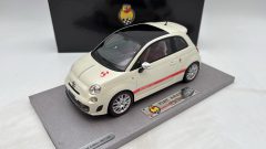 BBR Abarth 595 50 Anniversario 2013 1/18 scatola leggermente usurata - scala 1:18