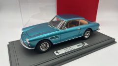 BBR Ferrari 330 GT 2+2 S/N 7161 GT 1/18 teca con qualche piccolo segno - scala 1:18