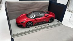 BBR Maserati MC20 Rosso Vincente 1/18 - scala 1:18