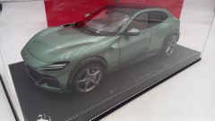 BBR Ferrari Purosangue Verde Dora 2023 1/18, lim. ed. 40 pz - scala 1:18