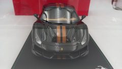 BBR Ferrari 488 Pista british green 1/18, lim. ed. 88 pz - foto 2