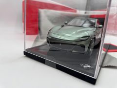 BBR Ferrari Purosangue Verde Dora 1/18 tetto in fibra di carbonio, lim. ed. 30 pezzi, questa la numero 20 - foto 2