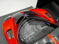 BBR Pagani Utopia Coupe 1/18 Arancio Marbella, lim. ed. 60 pz, questa la numero 1 - foto 3