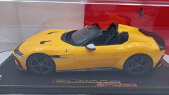 BBR Ferrari 12 Cilindri Giallo Modena 1/18, lim. ed. 24 pz - foto 3