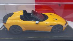 BBR Ferrari 12 Cilindri Giallo Modena 1/18, lim. ed. 24 pz - foto 6