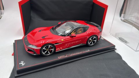 BBR Ferrari 12Cilindri Panoramic Roof 1/18 Rosso Corsa, lim. ed. 24 pcs