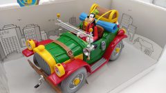 Bburago Disney collection Goofy 1/18
