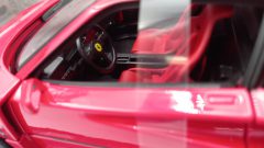 Bburago Ferrari F40 1987 1/18 - foto 3