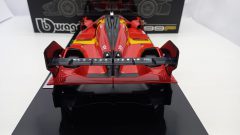 Bburago Ferrari 499P 3.0L Turbo V6 AF Corse winner 24h Le Mans 2023 N.51 1/18 con teca - foto 6