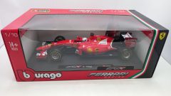 Bburago Ferrari SF15-T F1 S. Vettel 2015 1/18 - foto 4