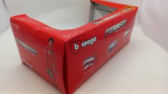 Bburago Ferrari SF21 C. Sainz 1/18, confezione rovinata - foto 5