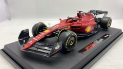 Bburago Ferrari F1-75 C. Leclerc 2022 1/18, confezione lievemente usurata - foto 2