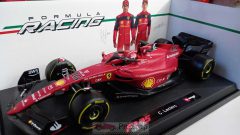 Bburago Ferrari F1-75 C. Leclerc 2022 1/18 - scala 1:18