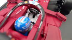 Bburago Ferrari SF-25 Charles Leclerc Miami GP 2025 1/18 - foto 7